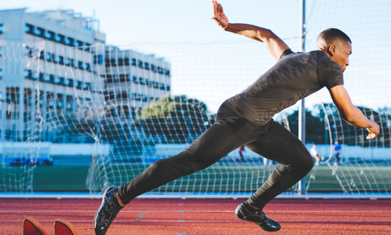 4-sprinting-tips-to-help-you-build-power,-strength,-and-speed